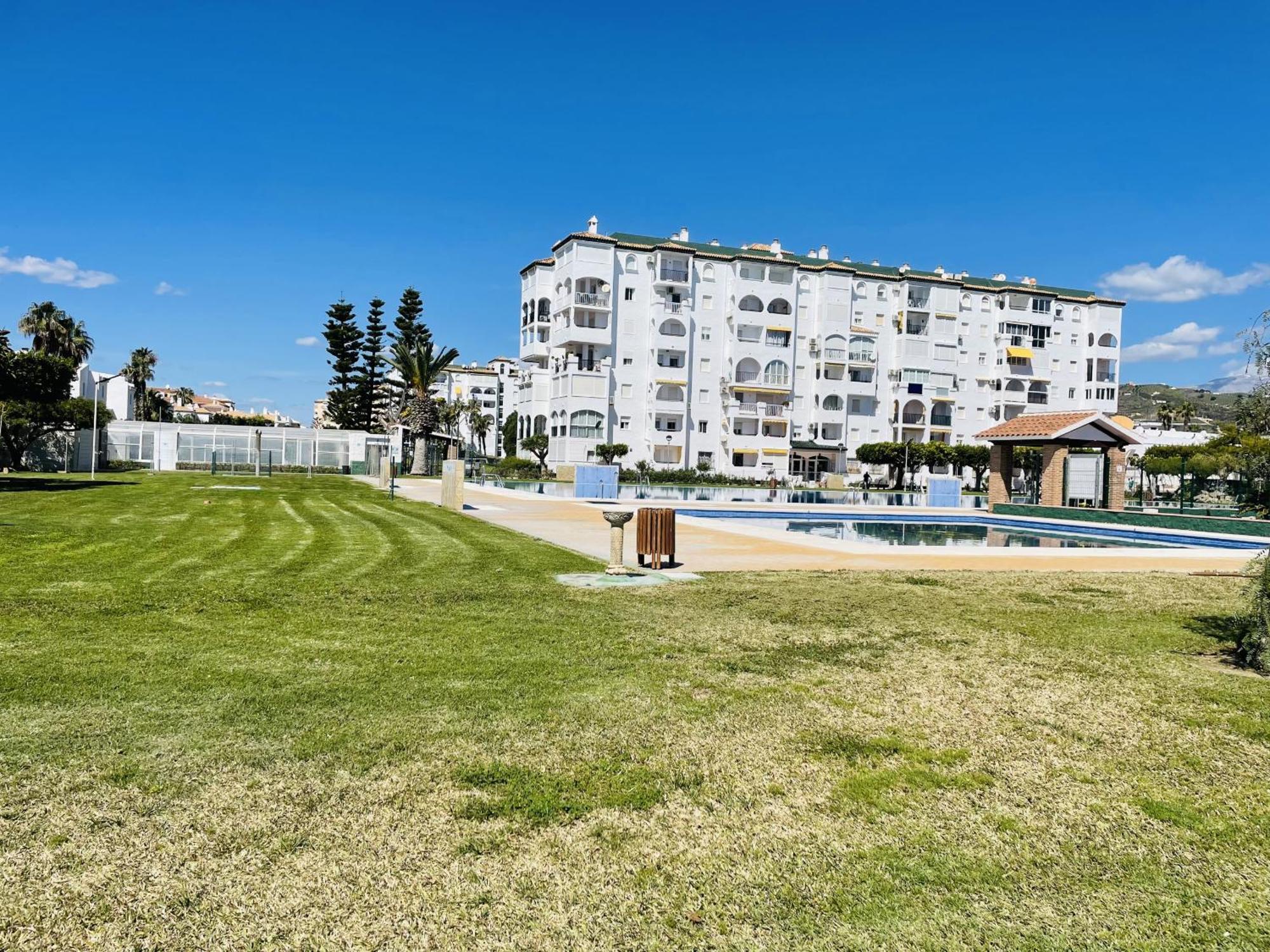 Apartamento Laguna Beach At Home Торокс Екстериор снимка