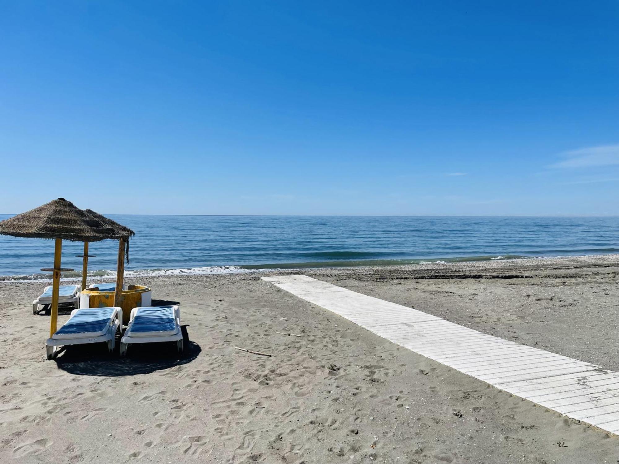 Apartamento Laguna Beach At Home Торокс Екстериор снимка